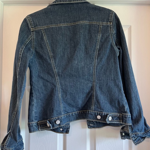 Full Sleeve Cropped Denim Jacket by New York & Company . Medium - Picture 2 of 4